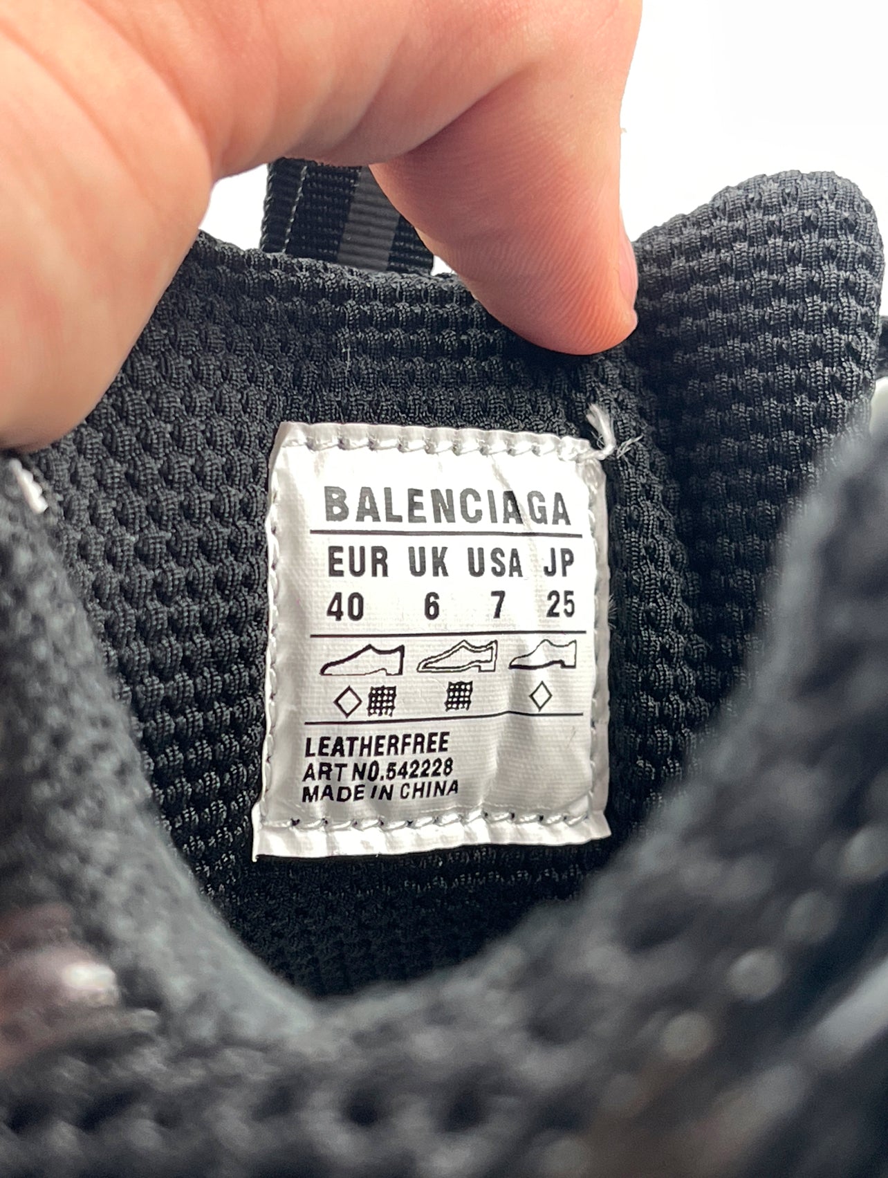 BALENCIAGA 3XL