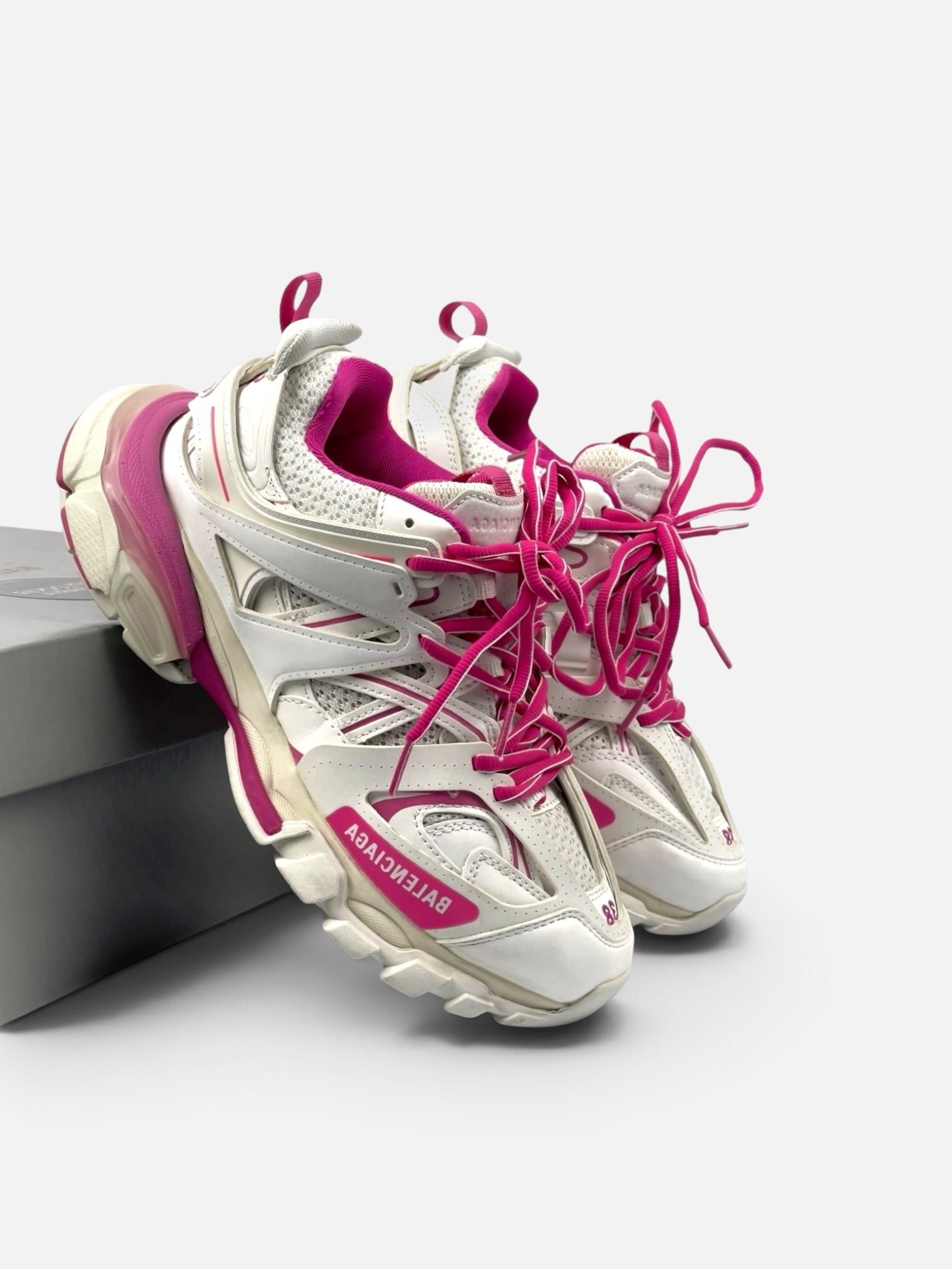 BALENCIAGA TRACK