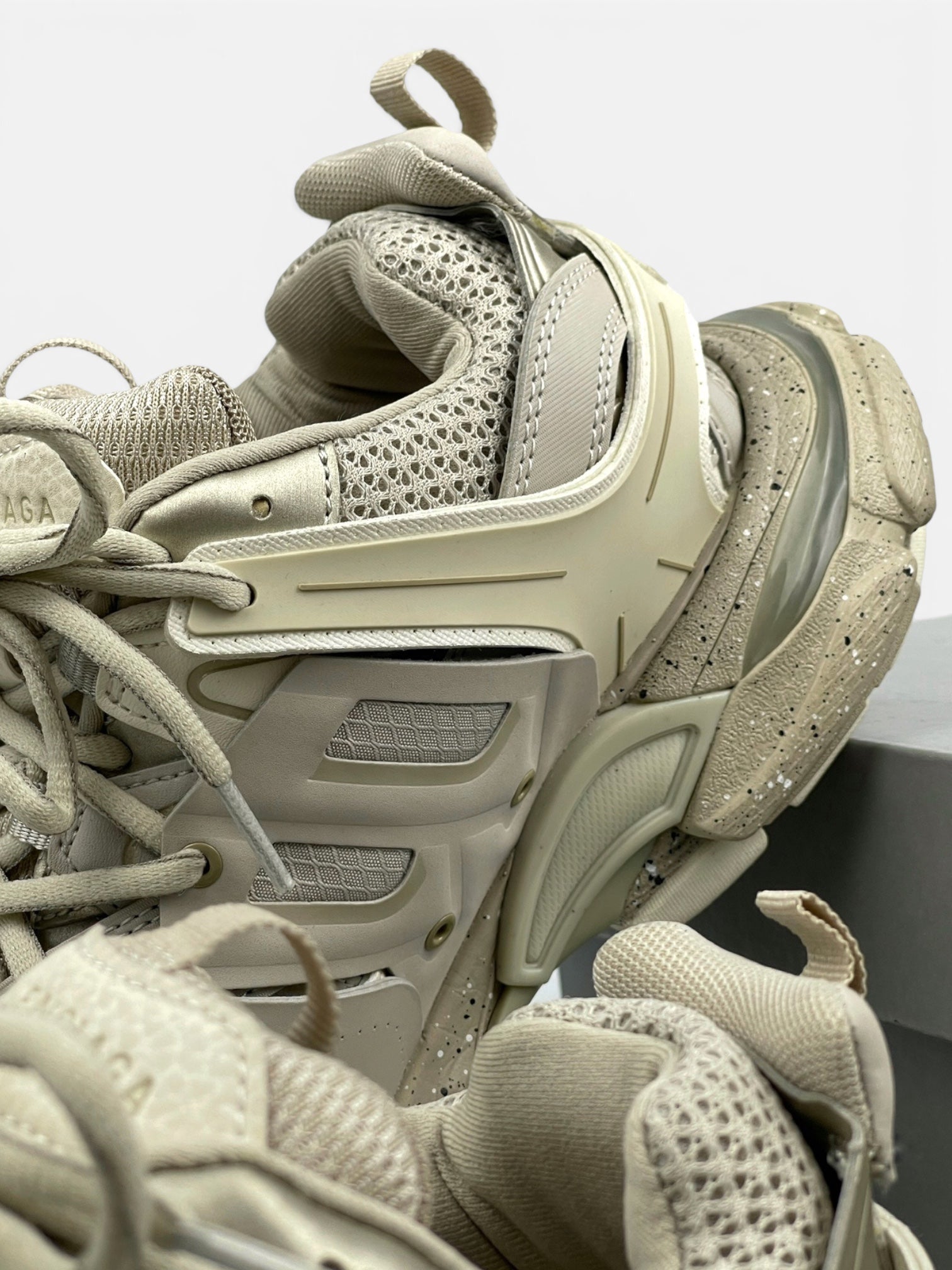 BALENCIAGA TRACK