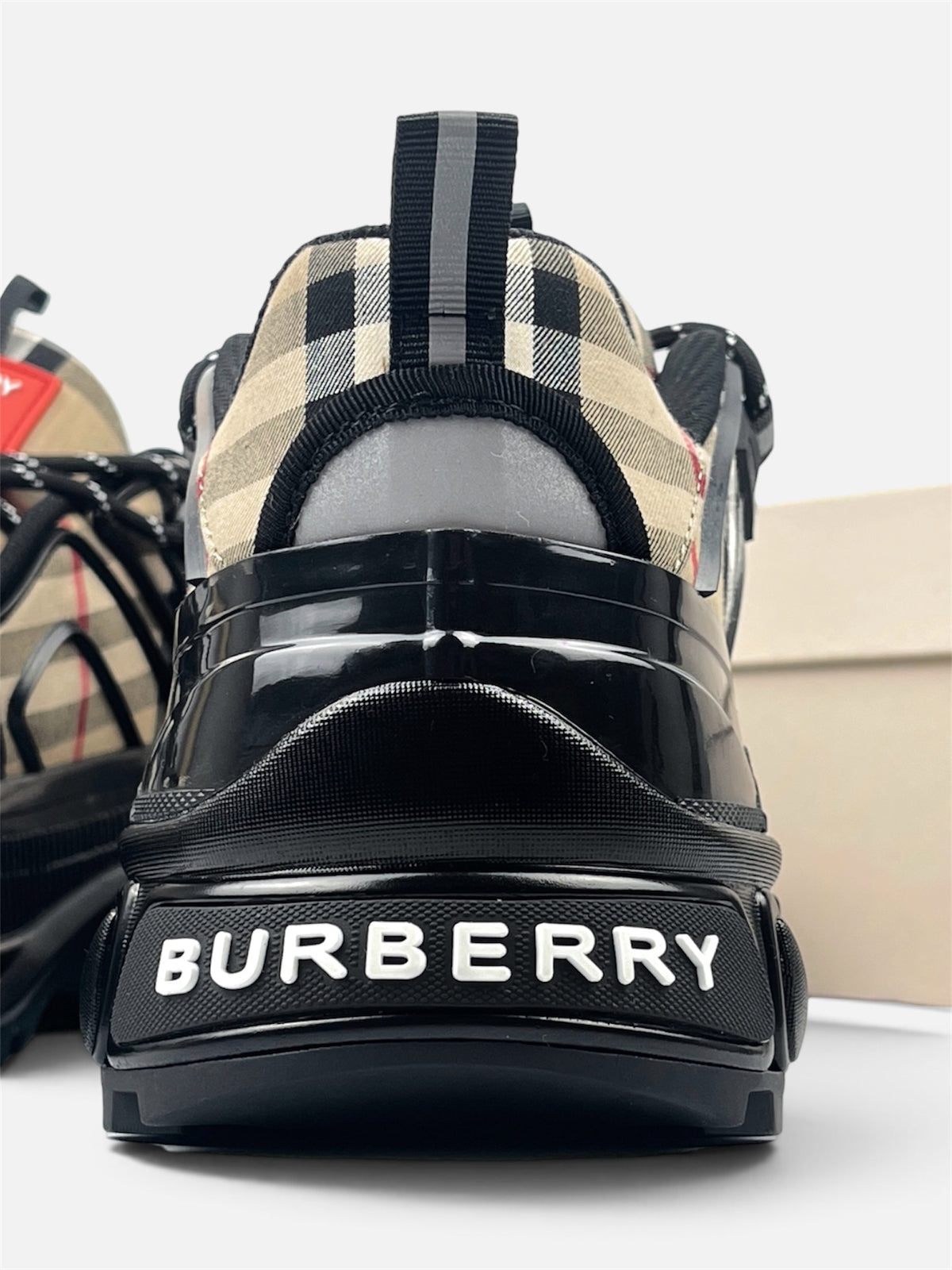 Burberry Arthur