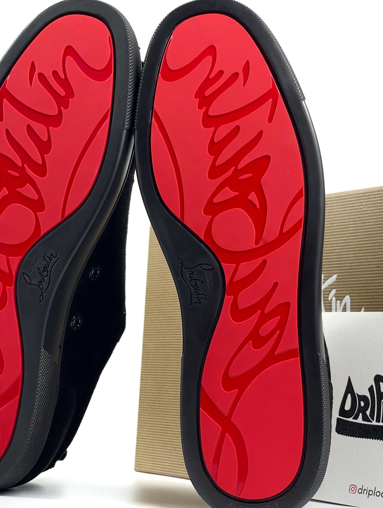 Louboutin Черно кадифе