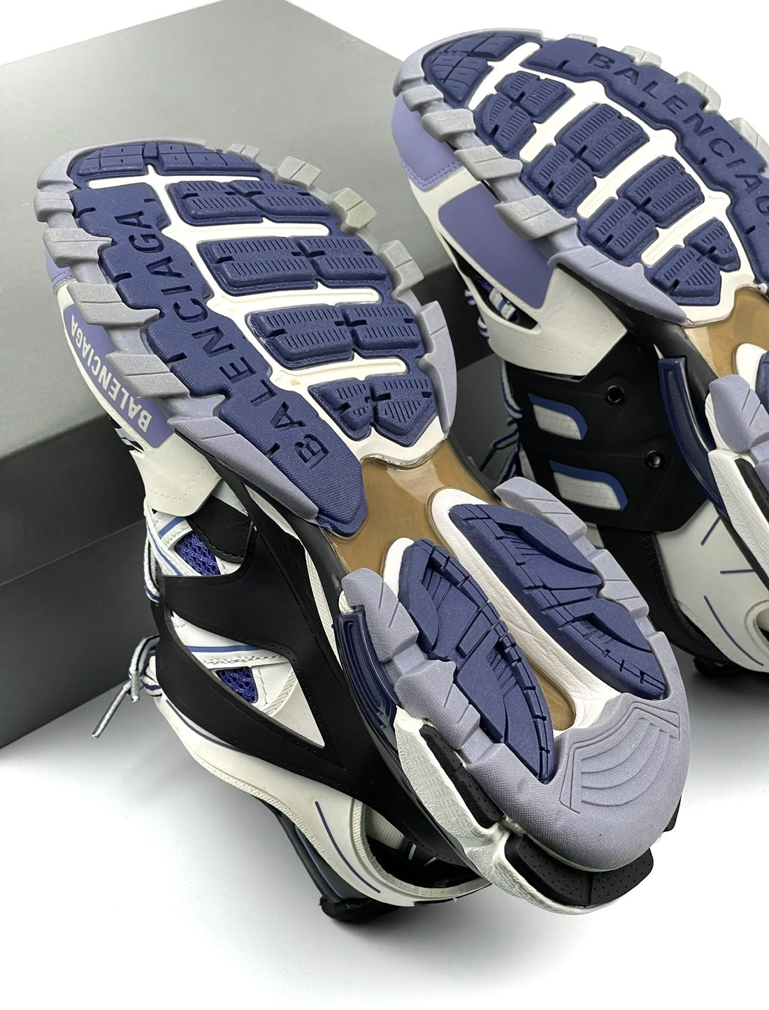 BALENCIAGA TRACK DRIPLOCKER.BG