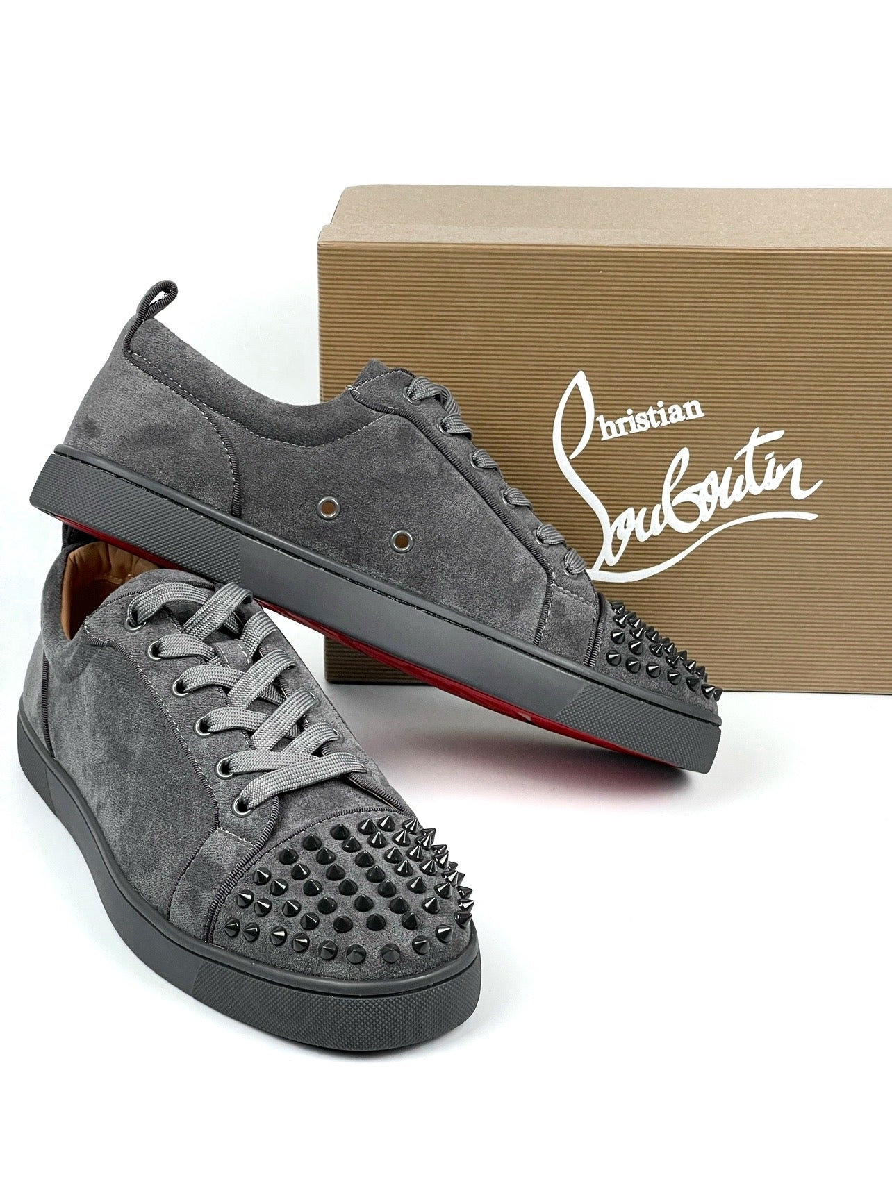 LOUBOUTIN КАДИФЕ СИВ