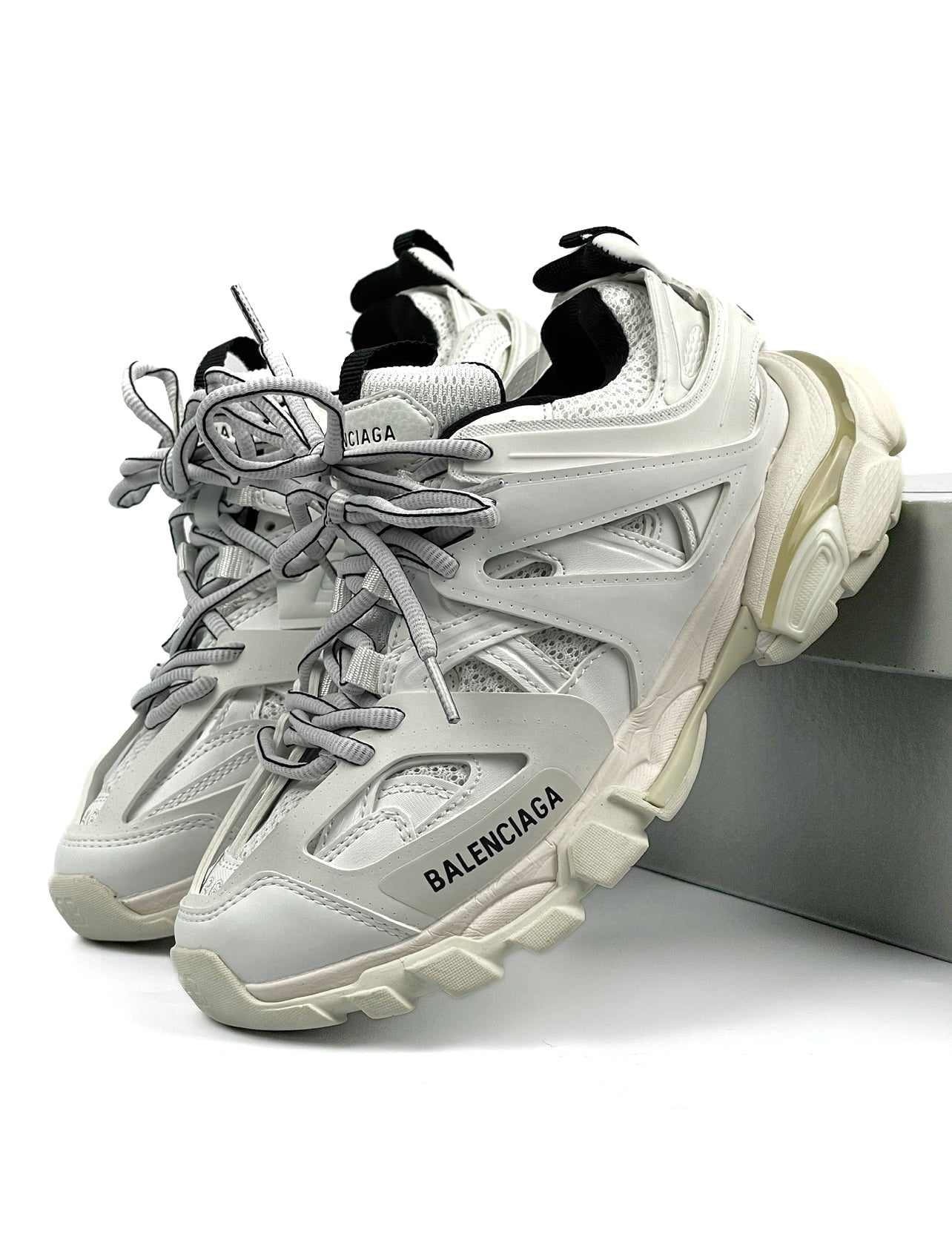 BALENCIAGA TRACK