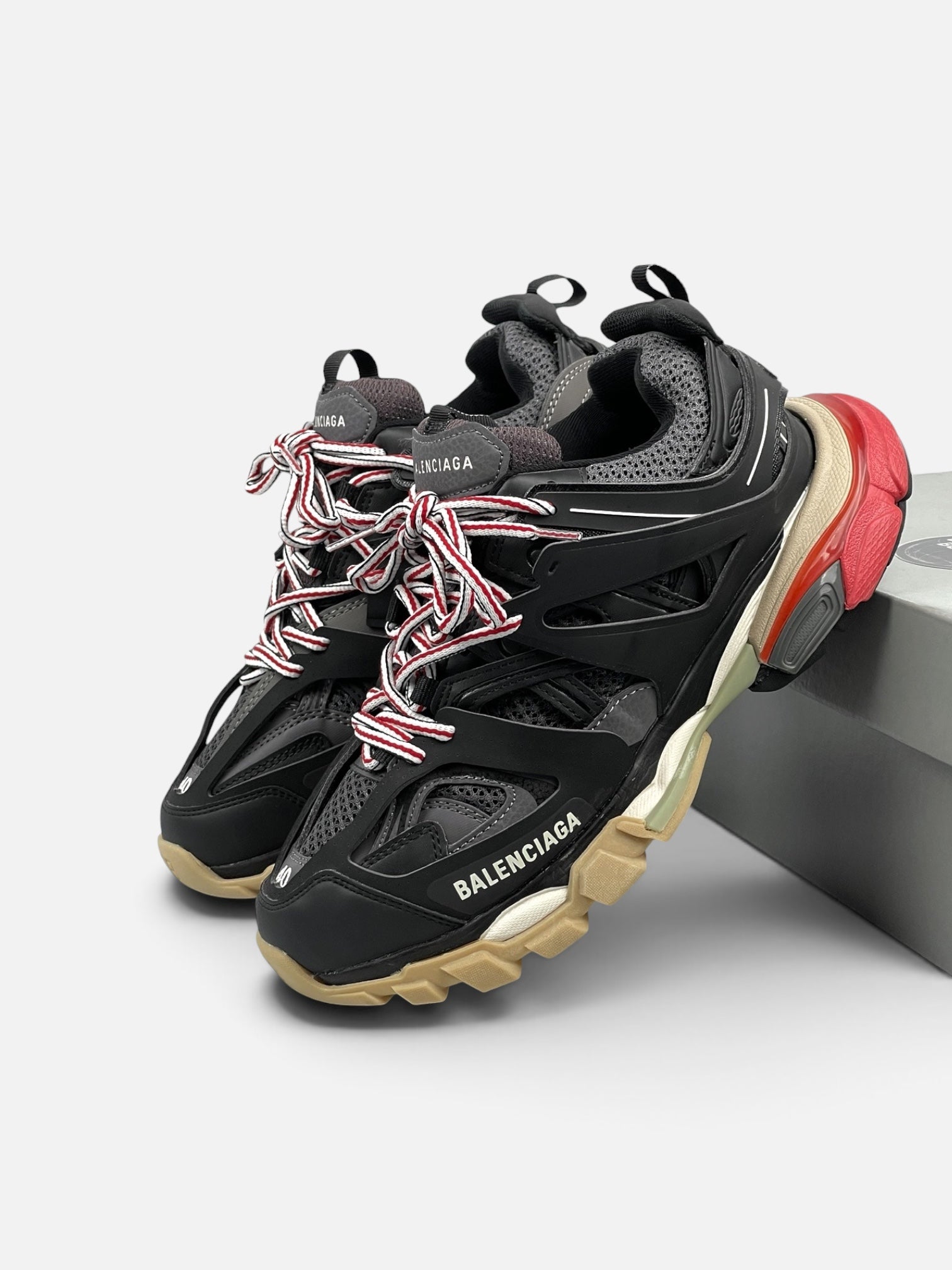 BALENCIAGA TRACK