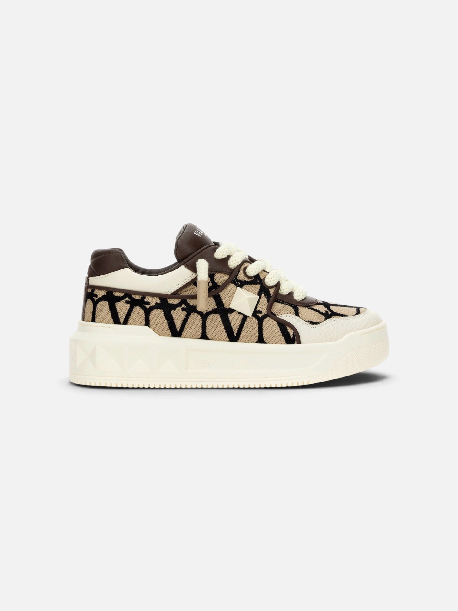 Valentino One Stud