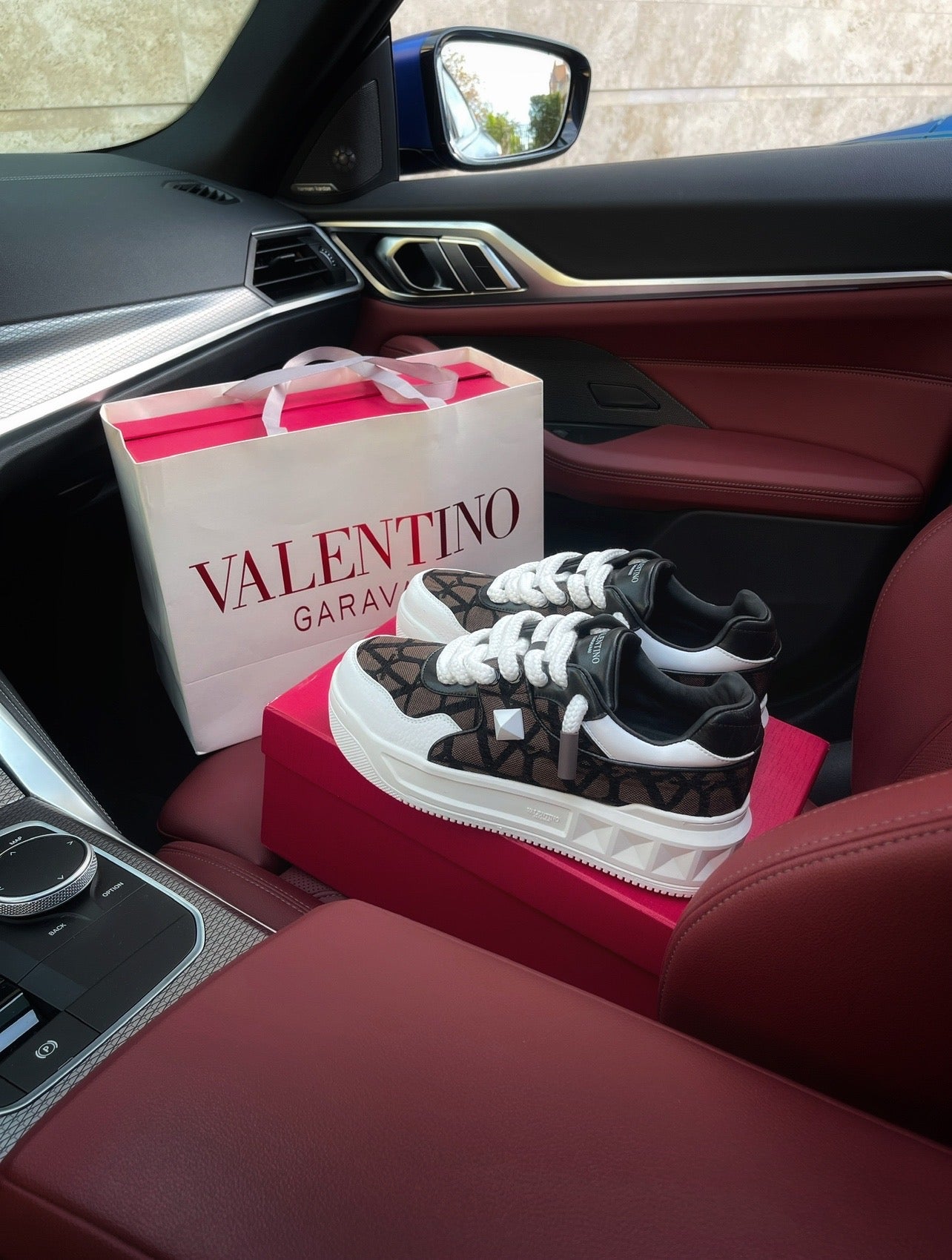 Valentino One Stud