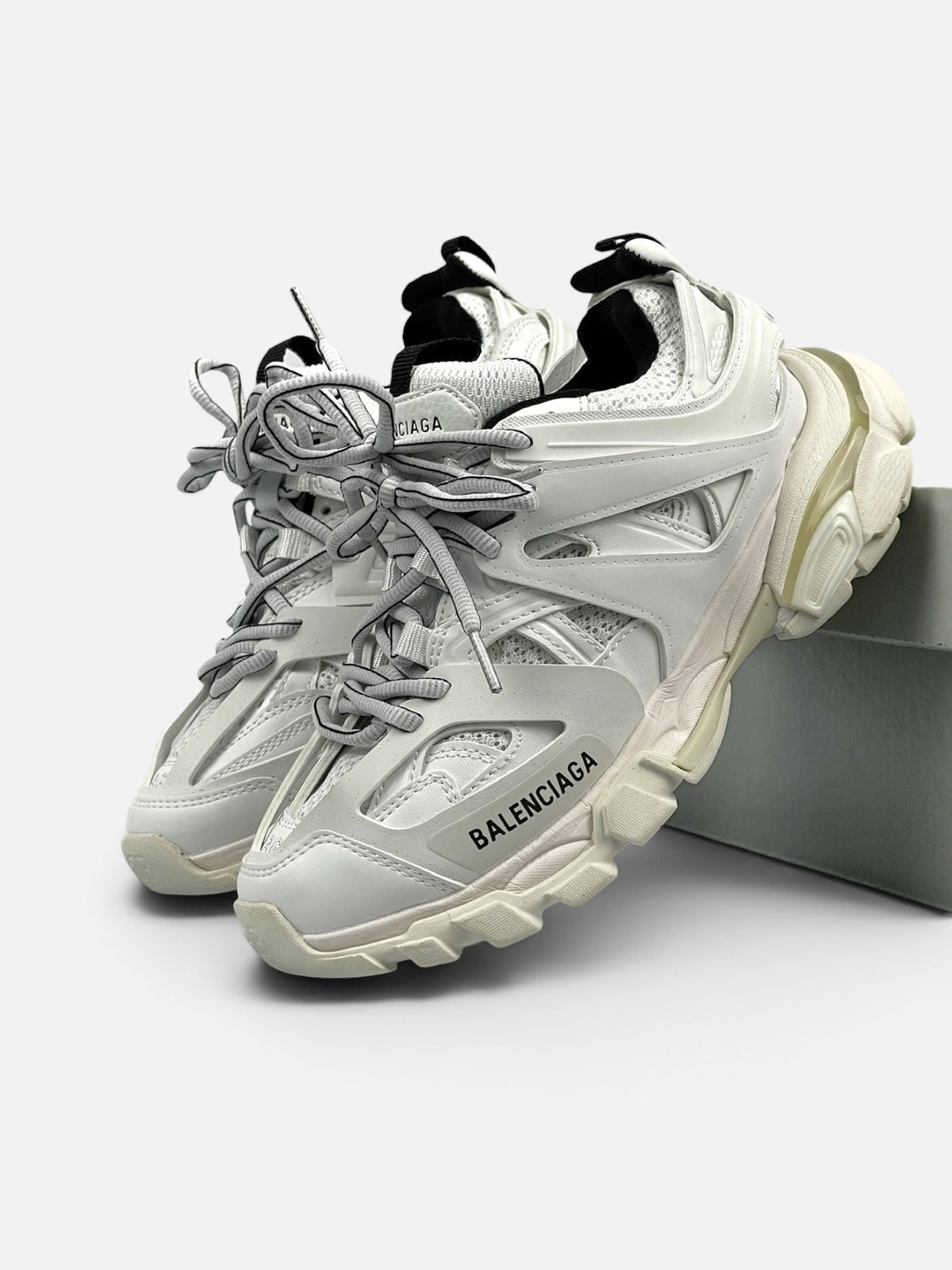 BALENCIAGA TRACK