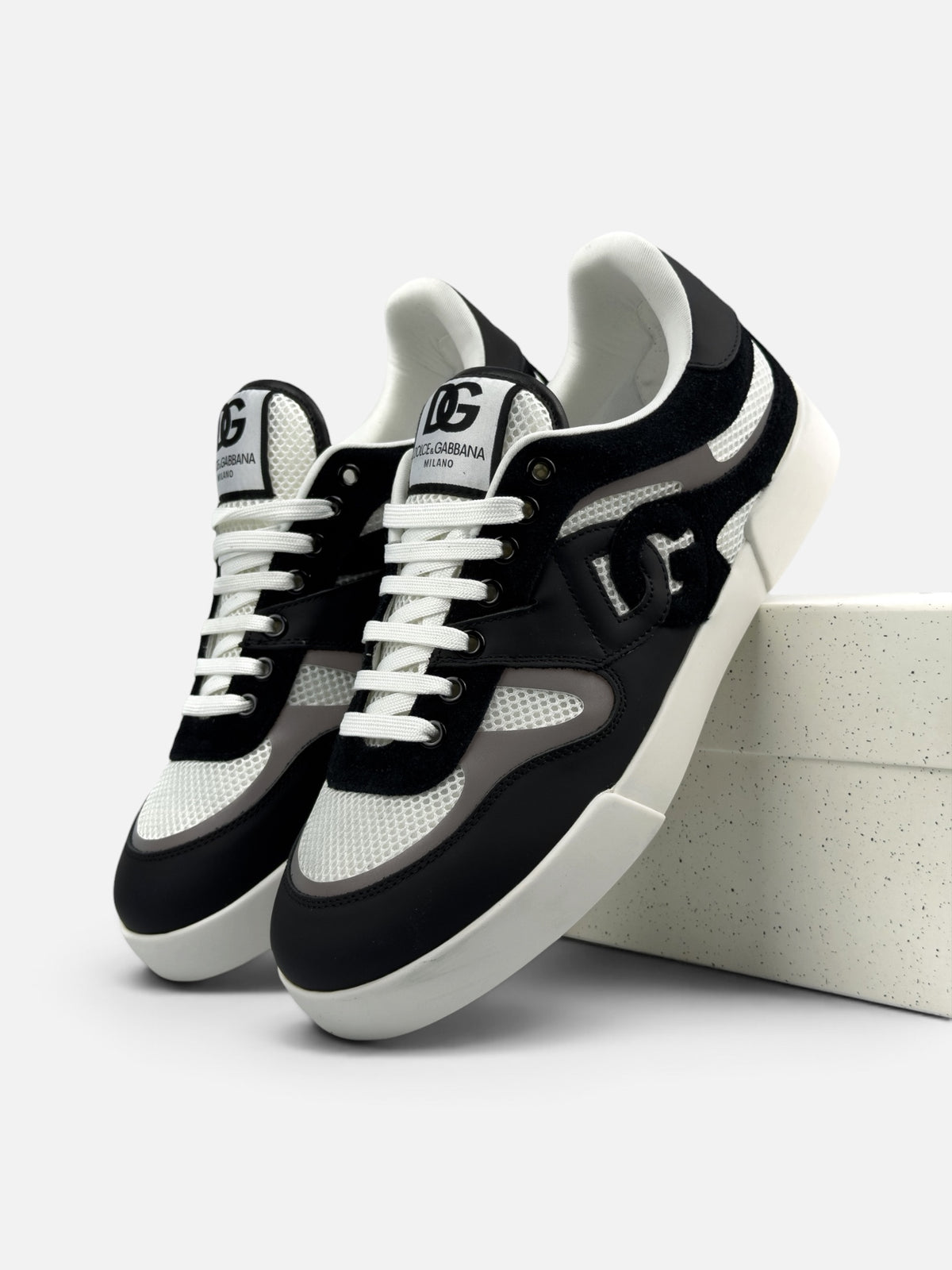 DG Sneakers