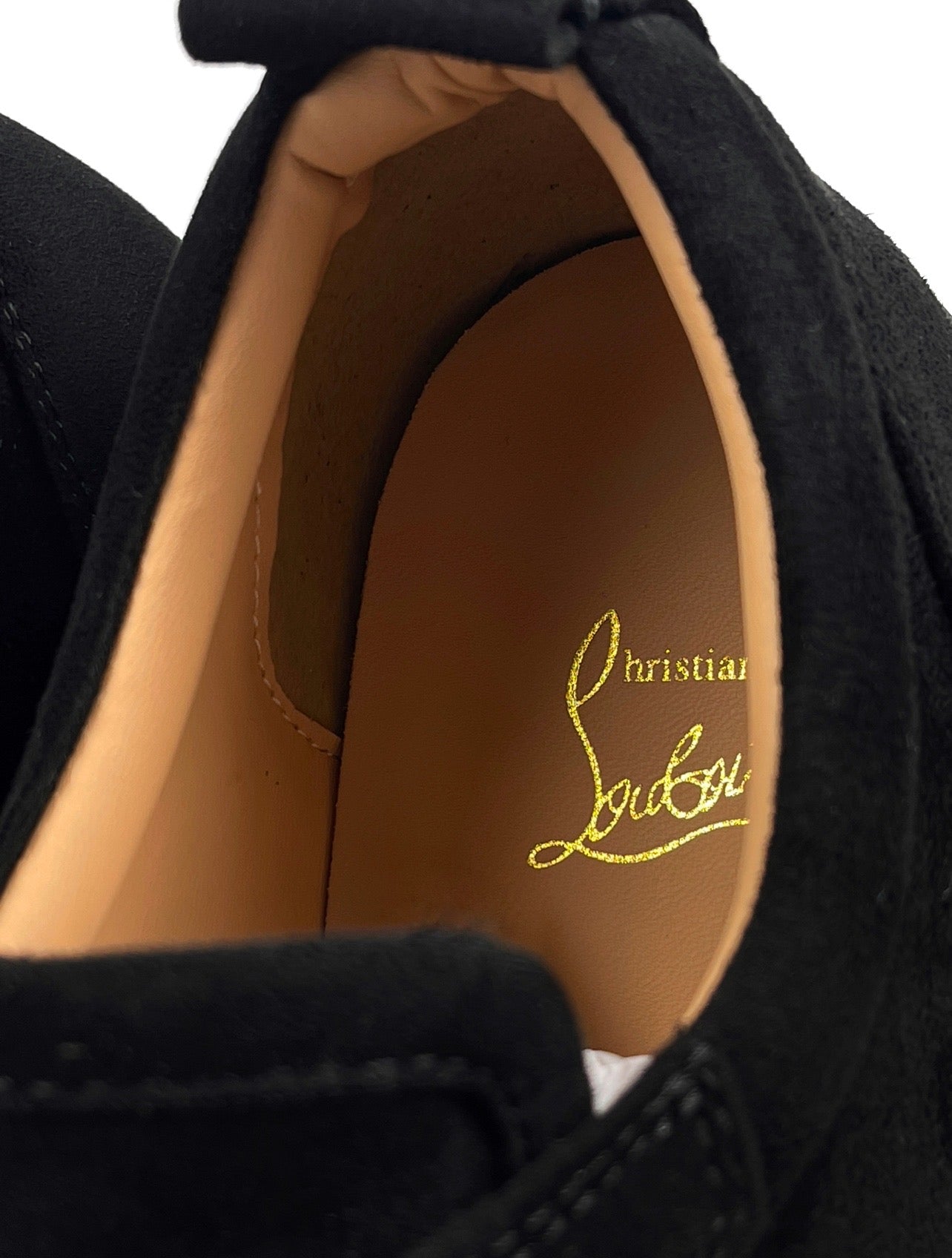 Louboutin Черно кадифе