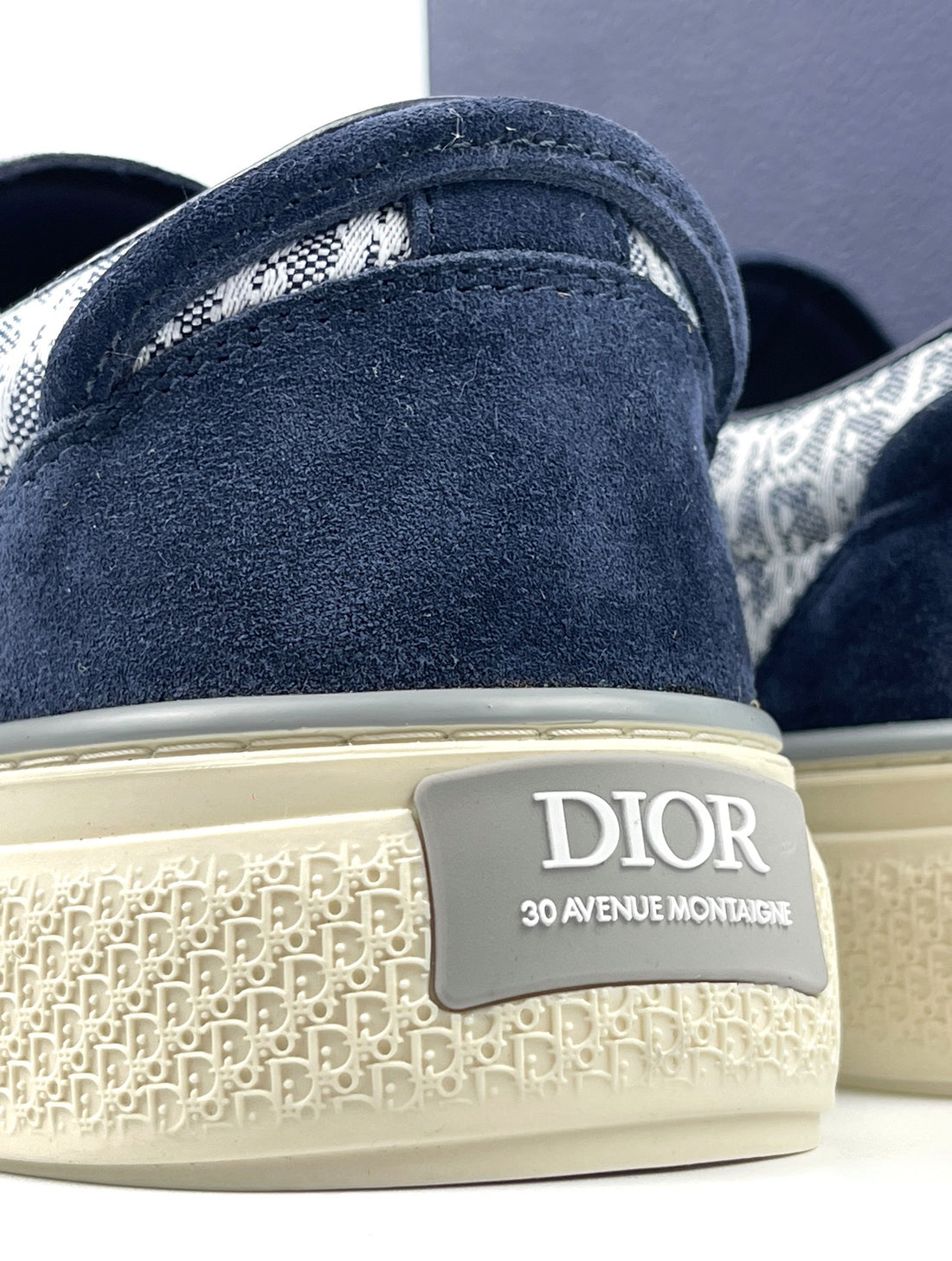Dior B33