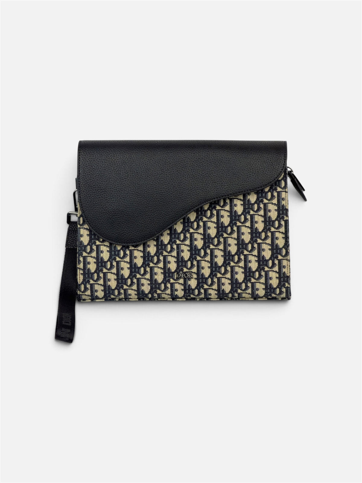 Monogram Pochette