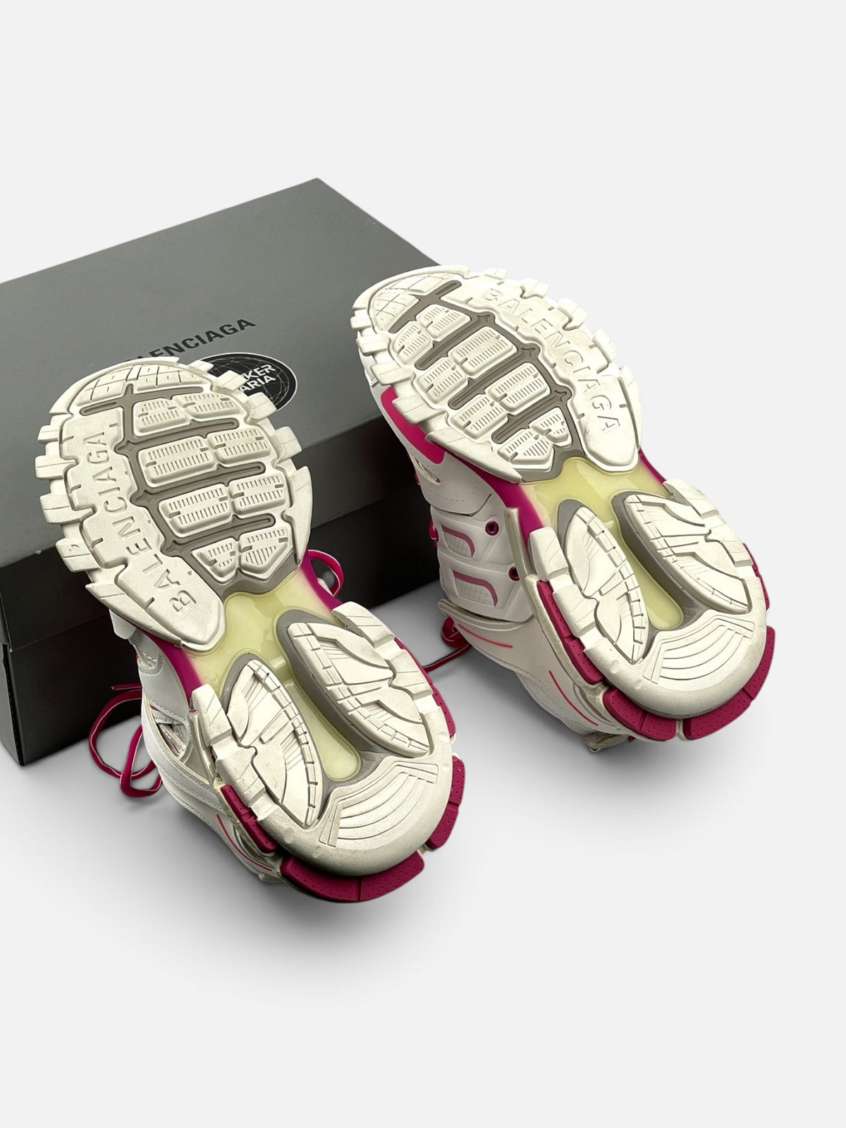 BALENCIAGA TRACK