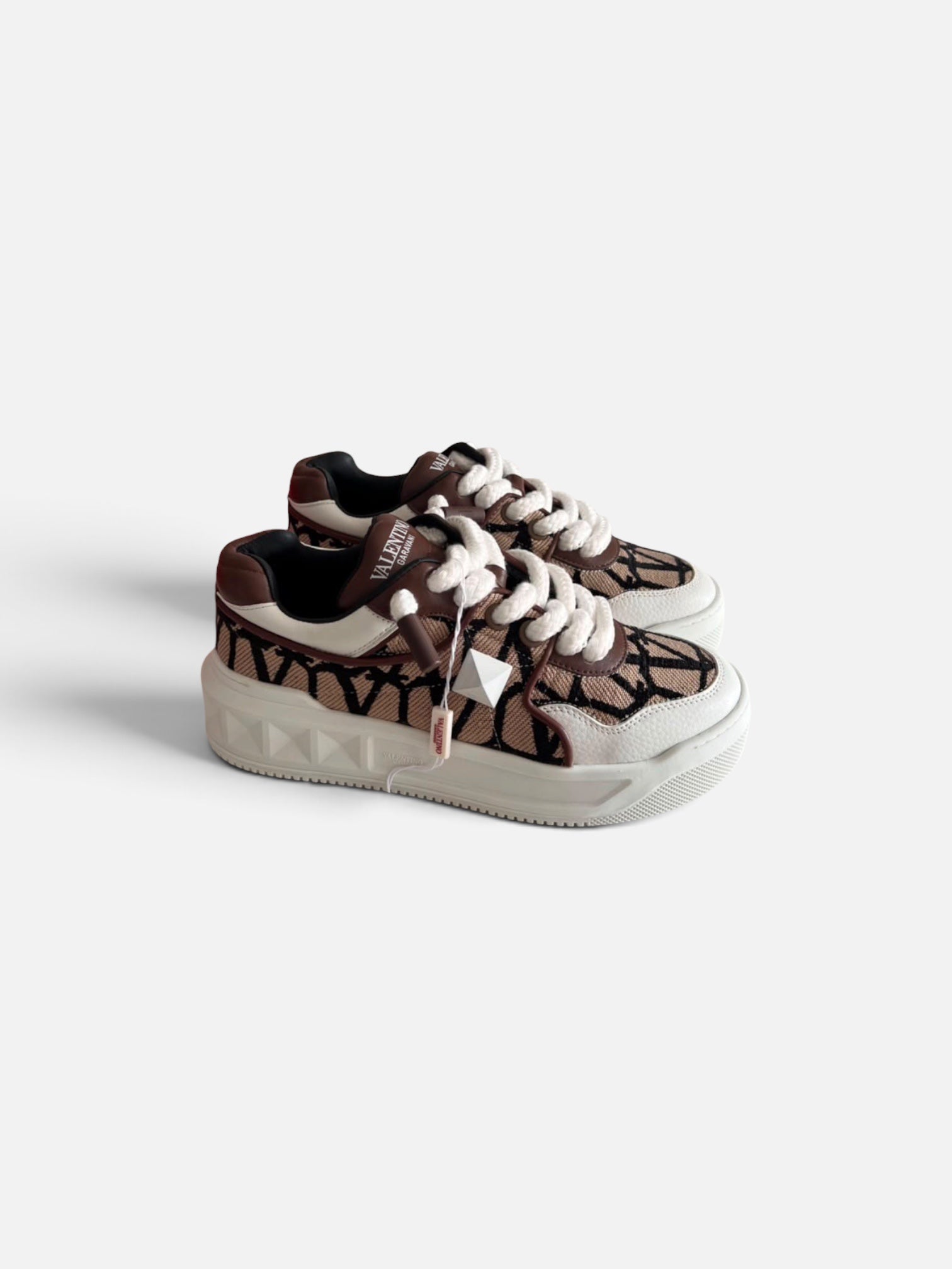 Valentino One Stud