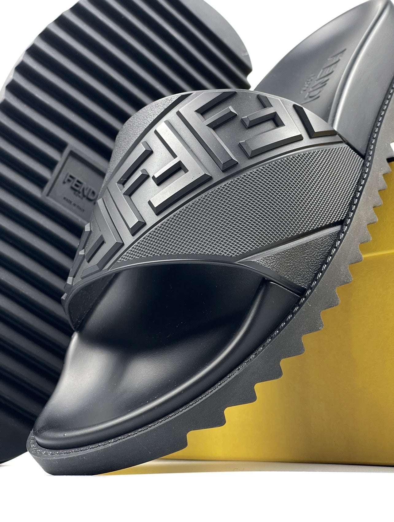 Fendi Slides