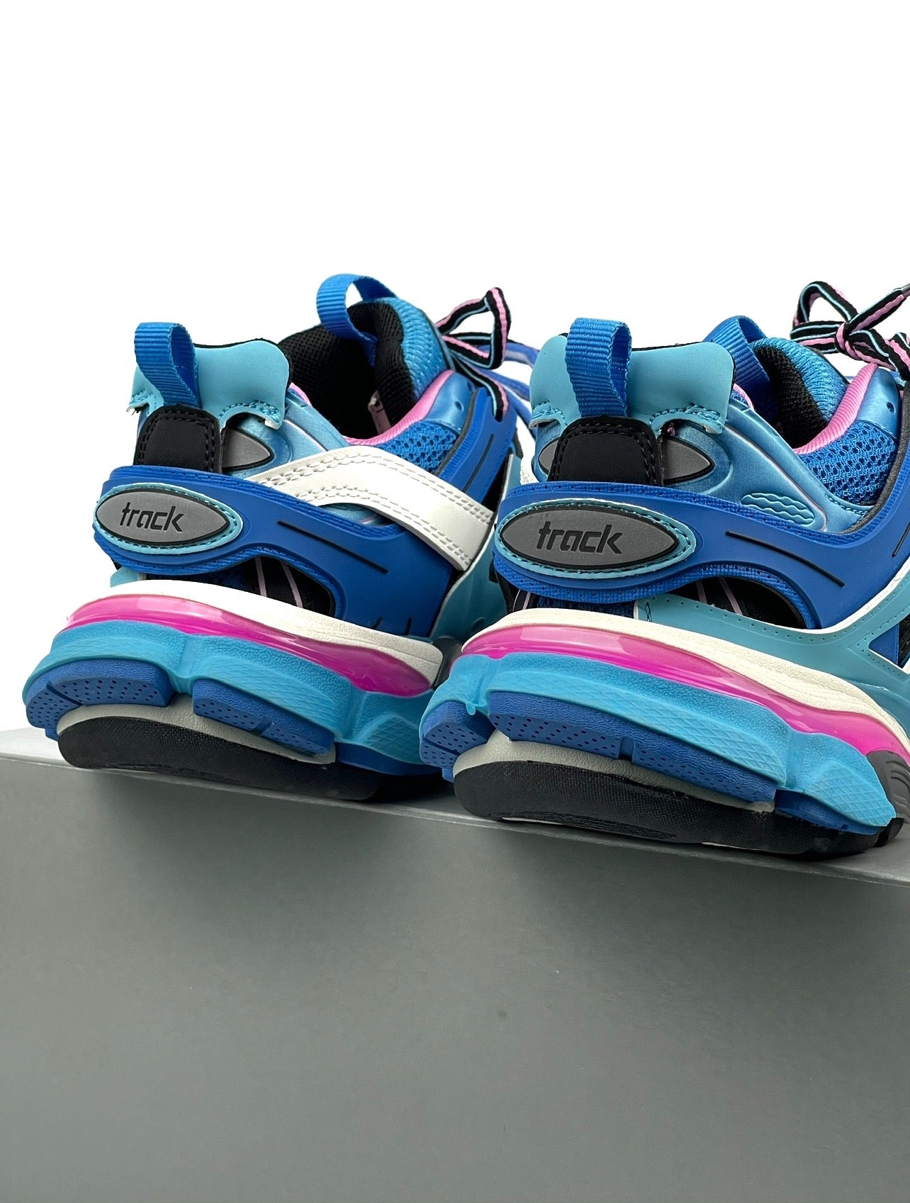 BALENCIAGA TRACK DRIPLOCKER.BG