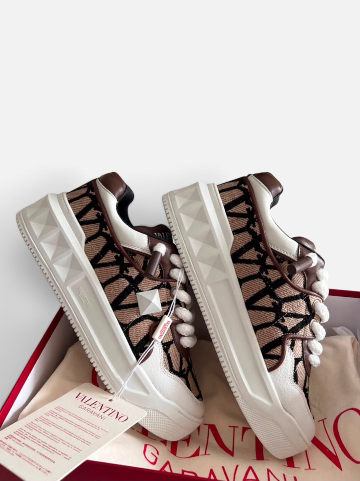 Valentino One Stud