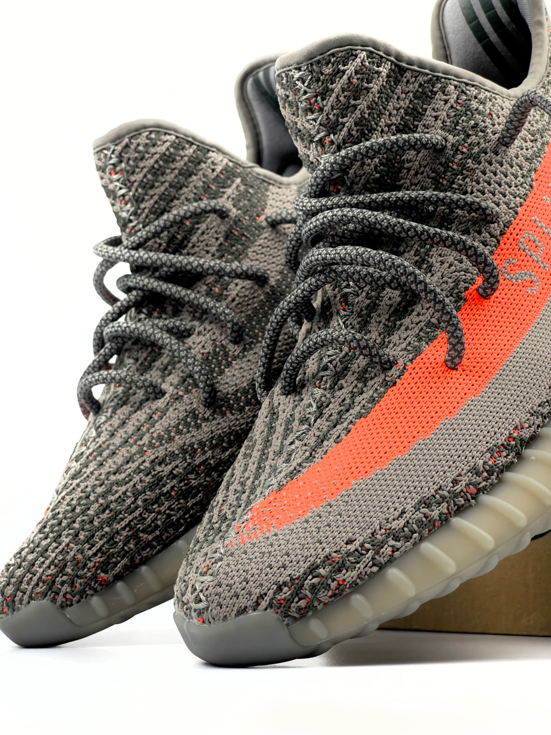 YZY BOOST 350 V2 BELUGA DRIPLOCKER.BG