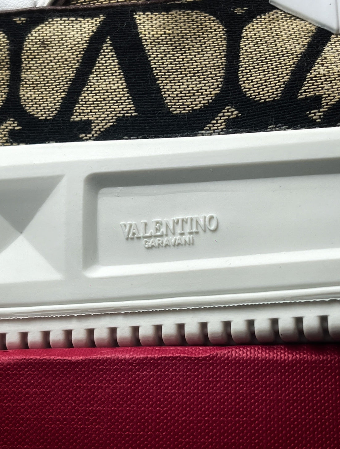 Valentino One Stud