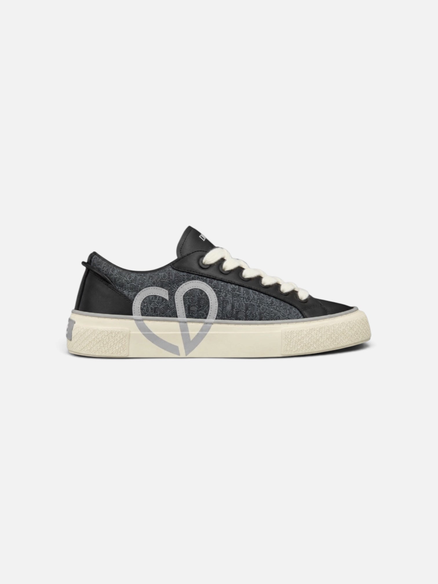 Dior B33
