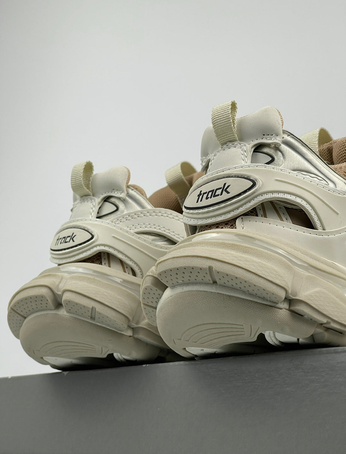 BALENCIAGA TRACK – DRIPLOCKER.BG