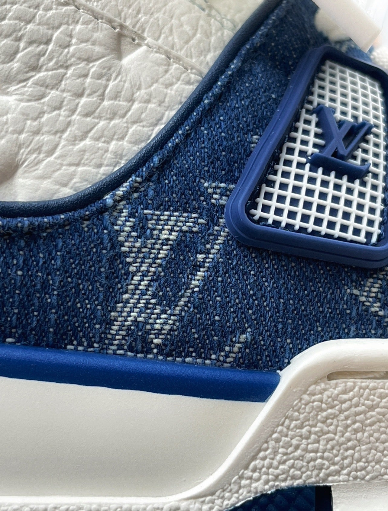 LV ТРЕНЕР