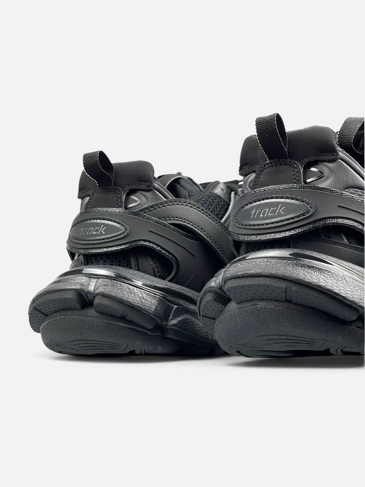 BALENCIAGA TRACK