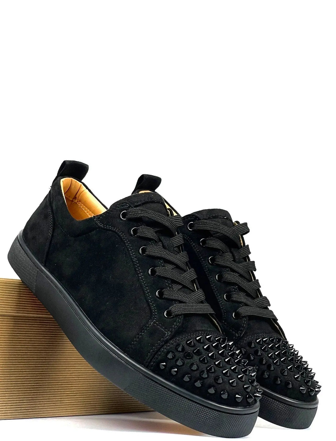 LOUBOUTIN BLACK VELOUR DRIPLOCKER.BG