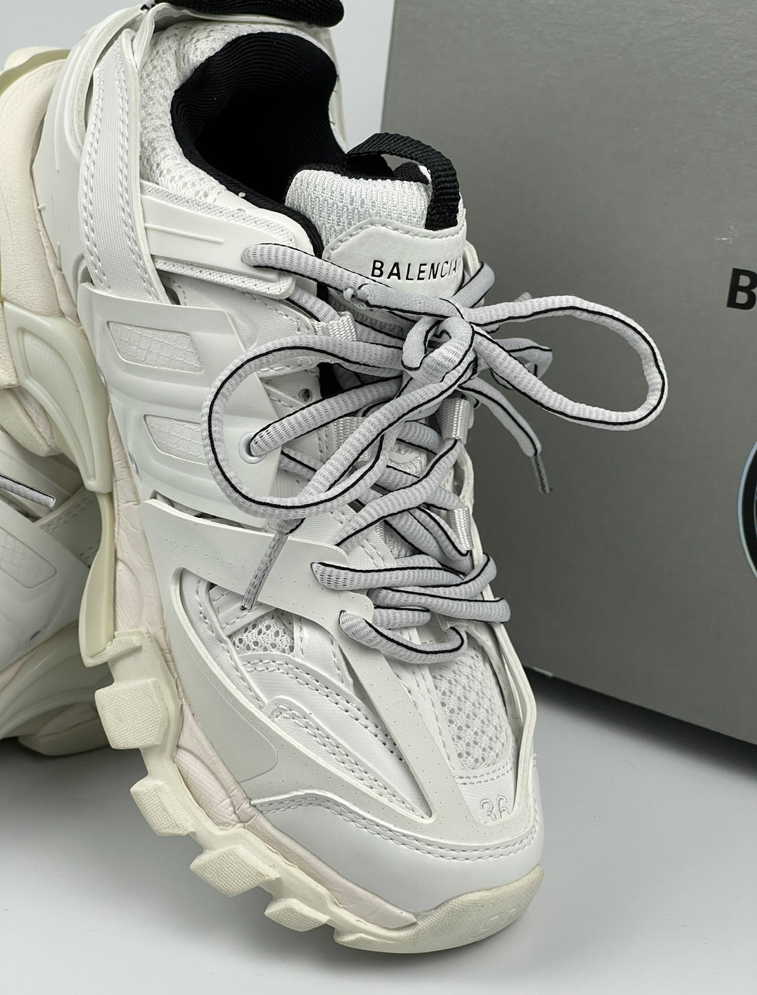 BALENCIAGA TRACK DRIPLOCKER.BG