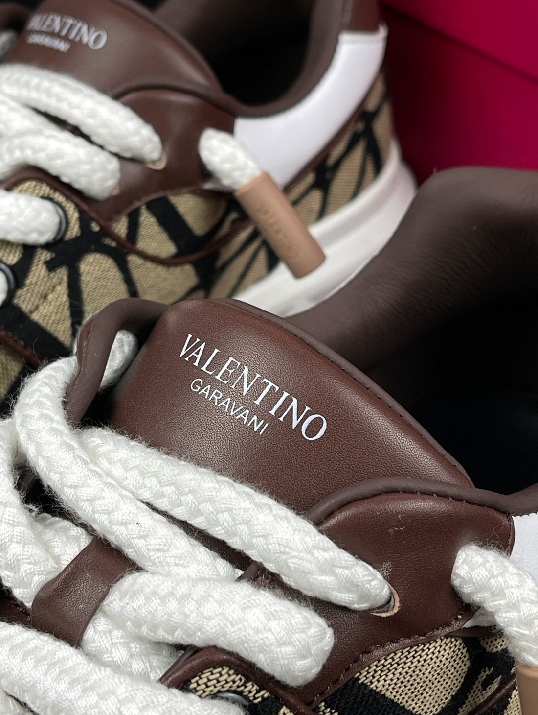 Valentino One Stud