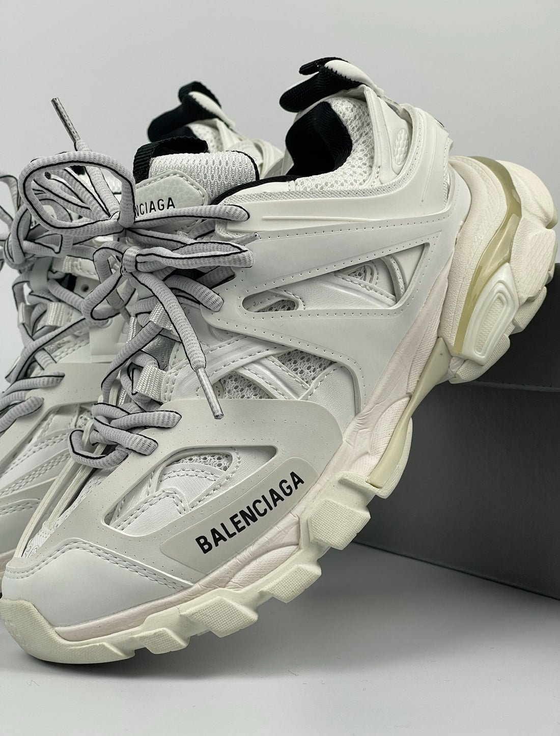 BALENCIAGA TRACK DRIPLOCKER.BG