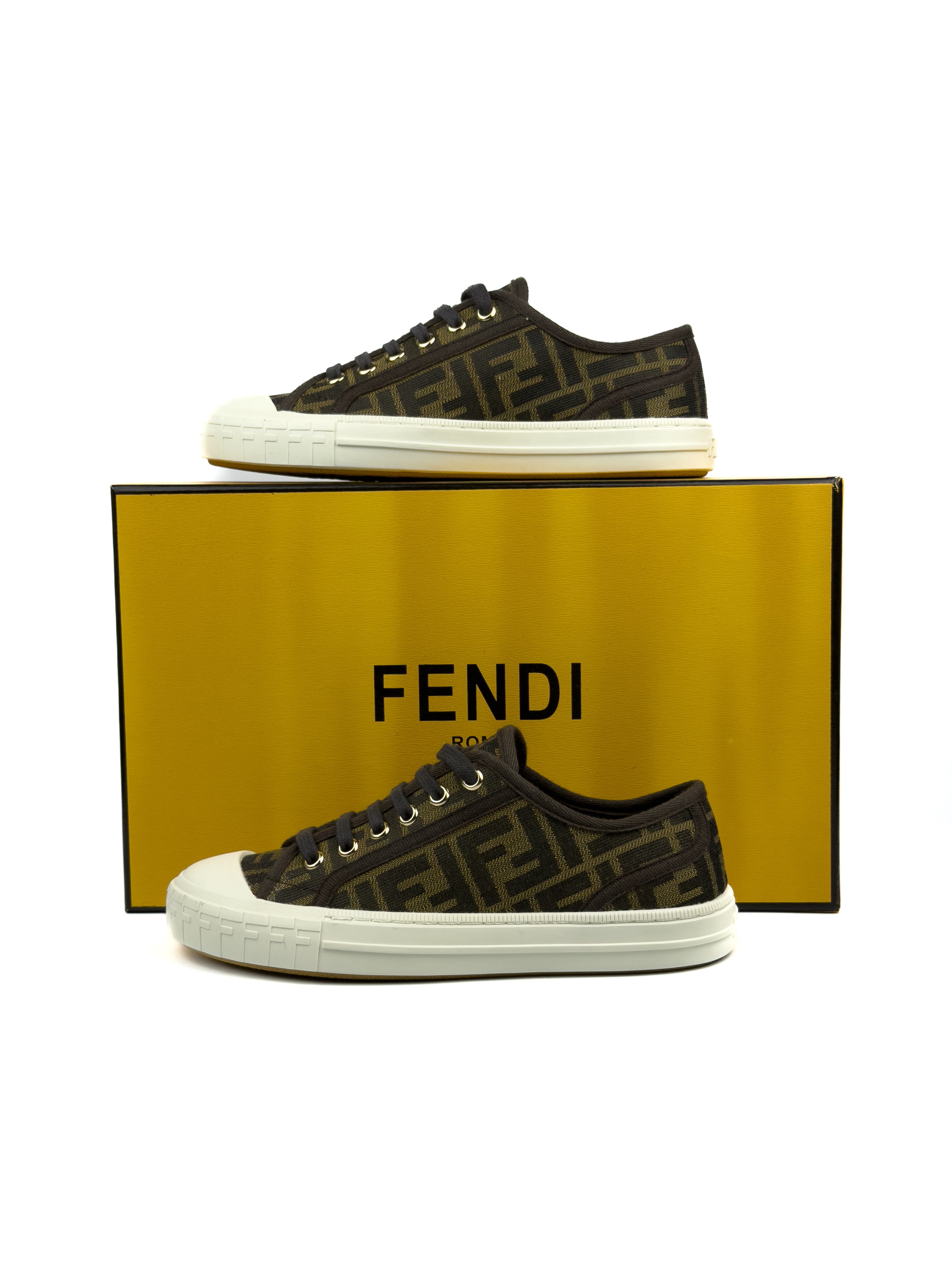 Fendi Domino