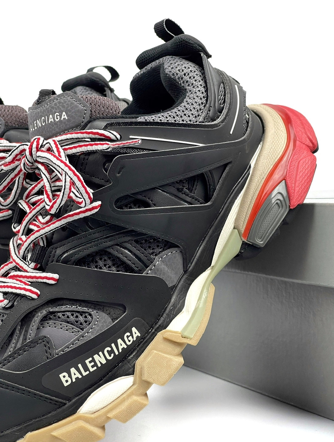 BALENCIAGA TRACK DRIPLOCKER.BG