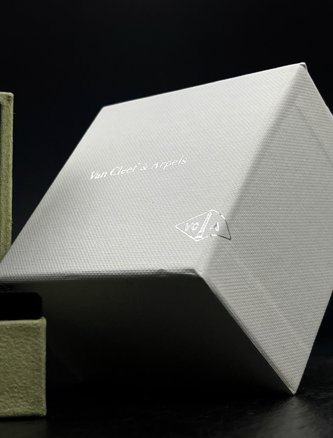 Обеци Van Cleef
