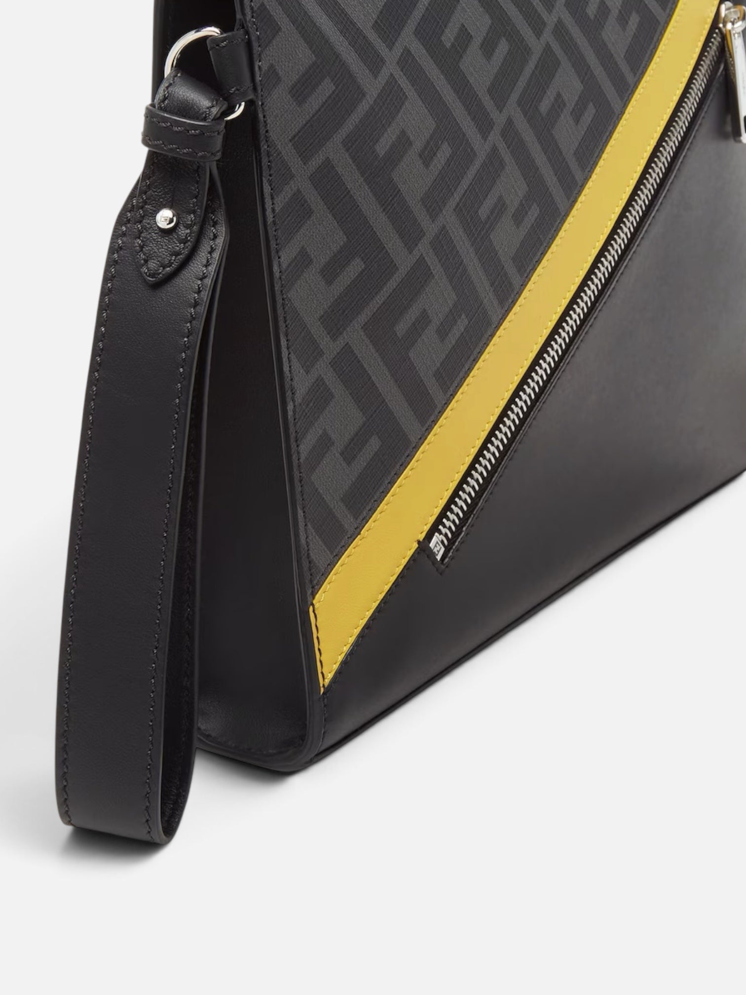 Fendi Pochette