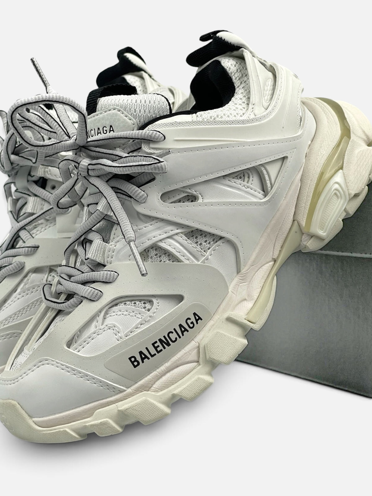 BALENCIAGA TRACK