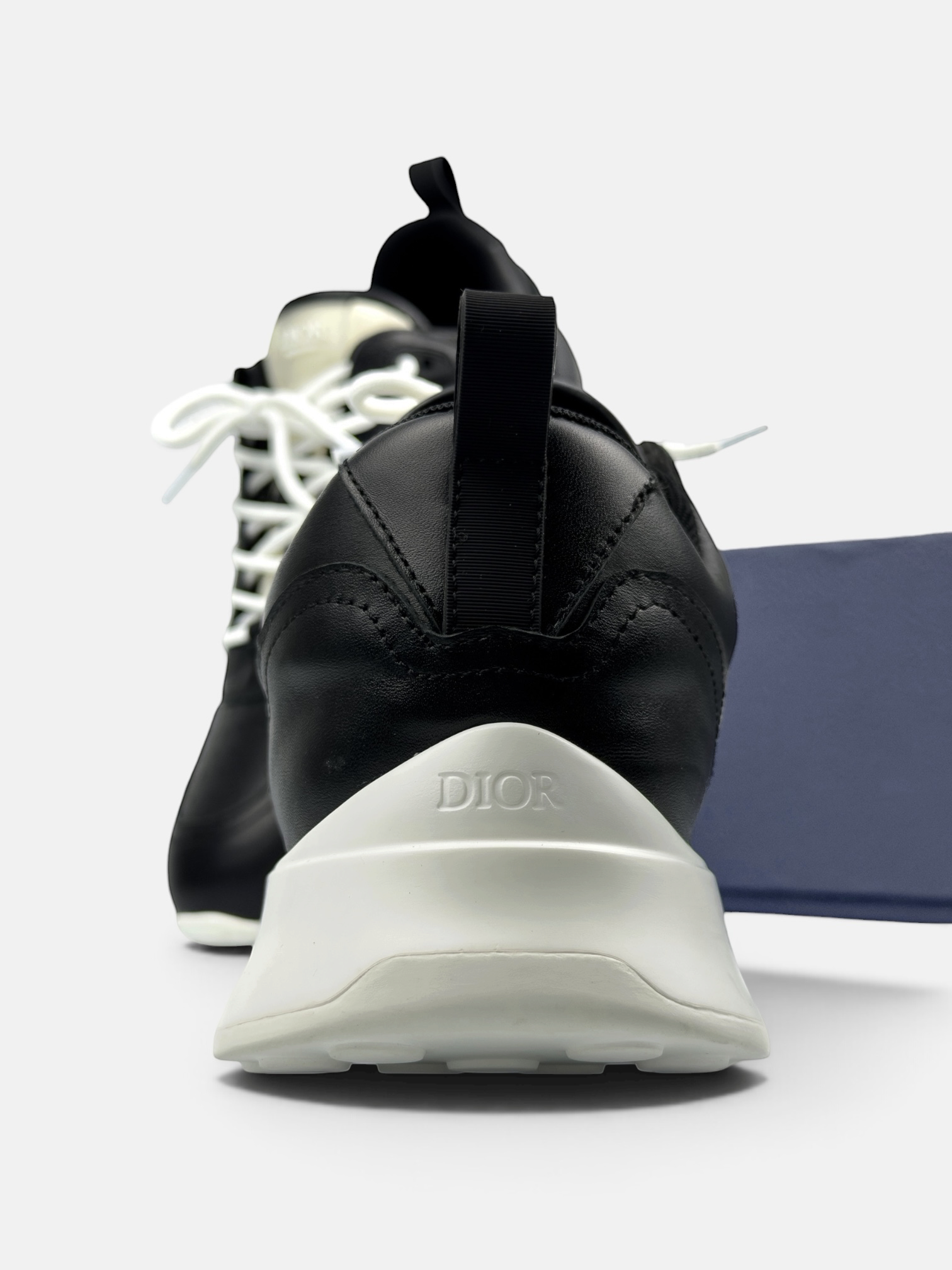 Dior B25
